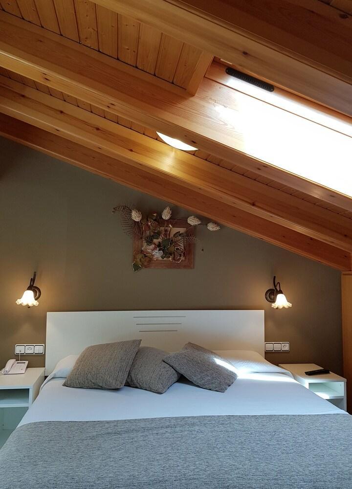Hotel Sant Roc Camprodon Εξωτερικό φωτογραφία